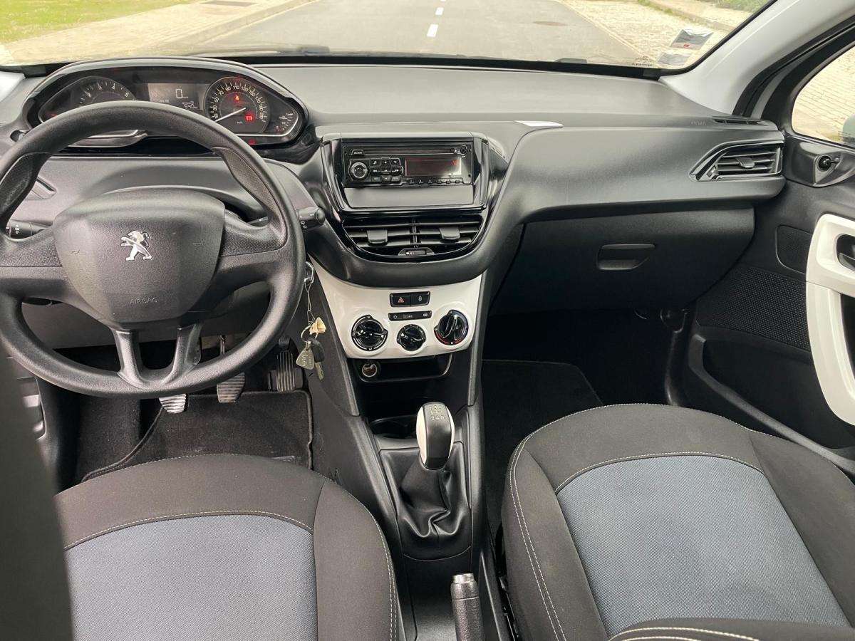 peugeot-208-2016-gasolina-1199cc