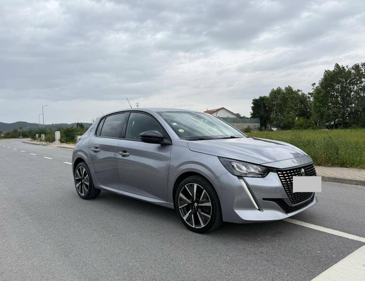 peugeot-208-2020-diesel-1499cc