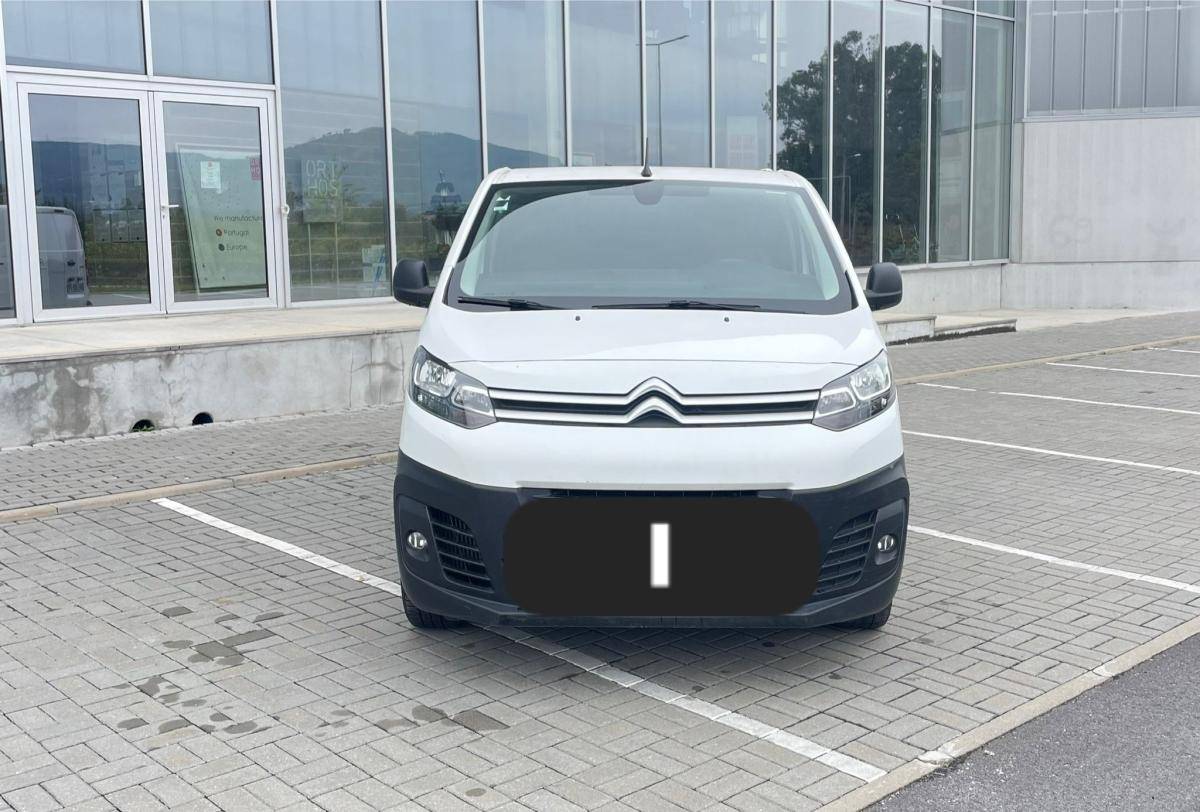 citroen-jumpy-2021-diesel-1499cc