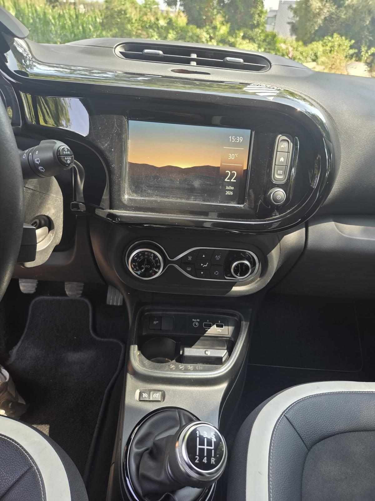 renault-twingo-2023-gasolina-999cc