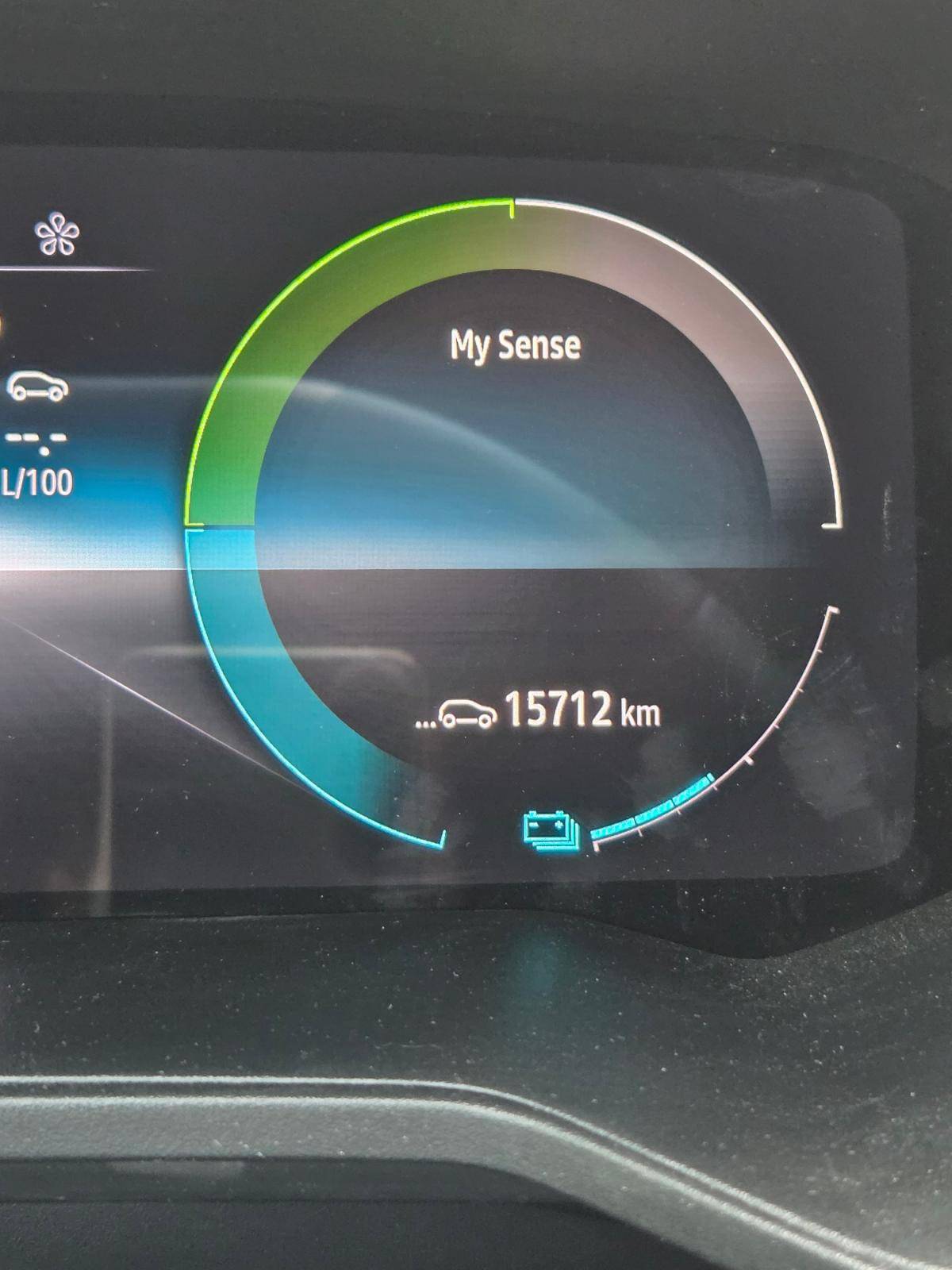 renault-clio-2023-hibrido-a-gasolina-1598cc