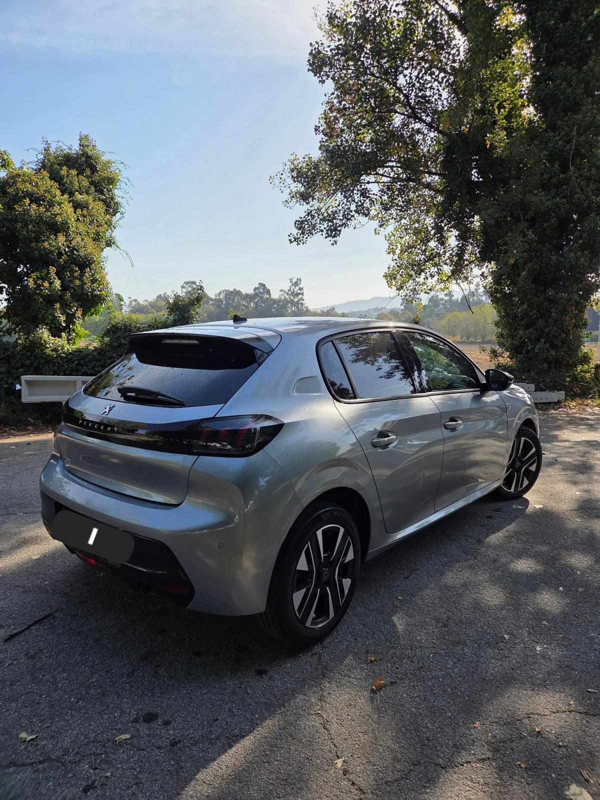 peugeot-208-2023-gasolina-1199cc