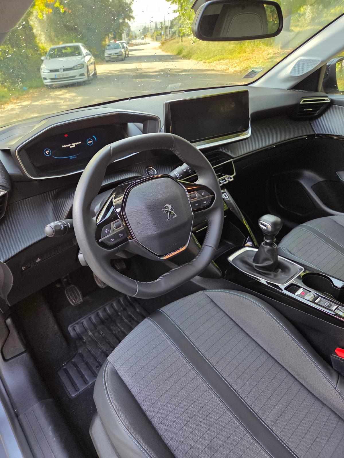 peugeot-208-2023-gasolina-1199cc