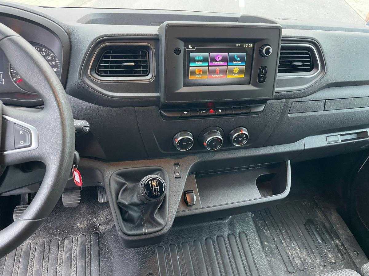 renault-master-2024-diesel-2299cc