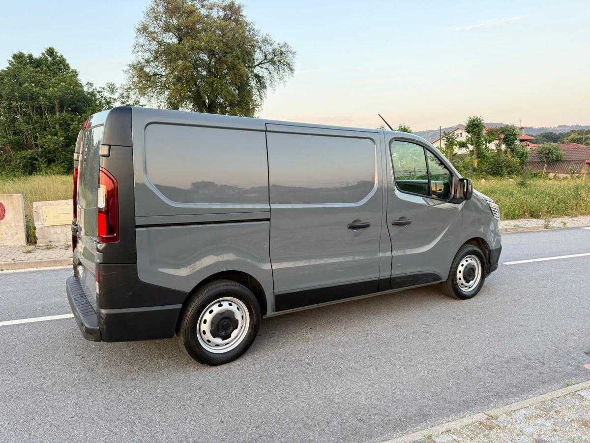 renault-trafic-2022-diesel-1997cc
