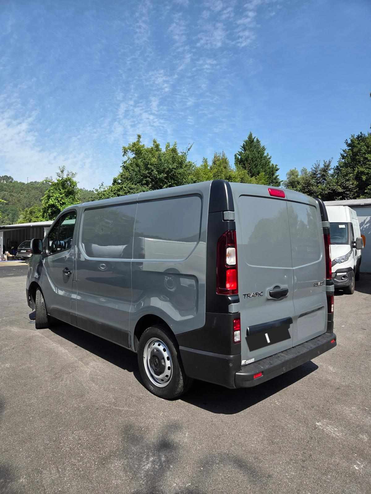 renault-trafic-2022-diesel-1997cc