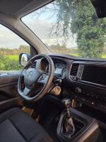 opel-vivaro-2023-diesel-1499cc