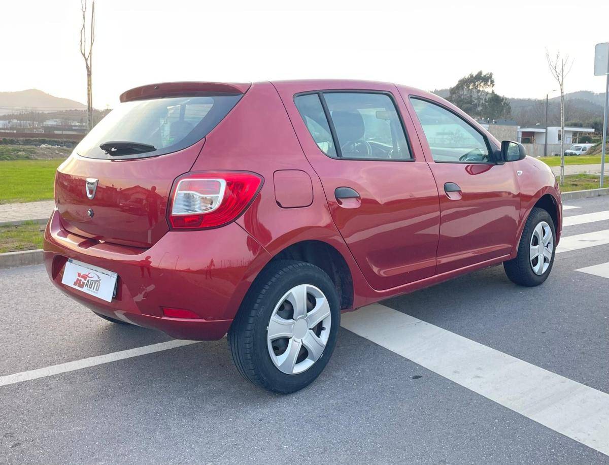 dacia-sandero-2015-diesel-1461cc