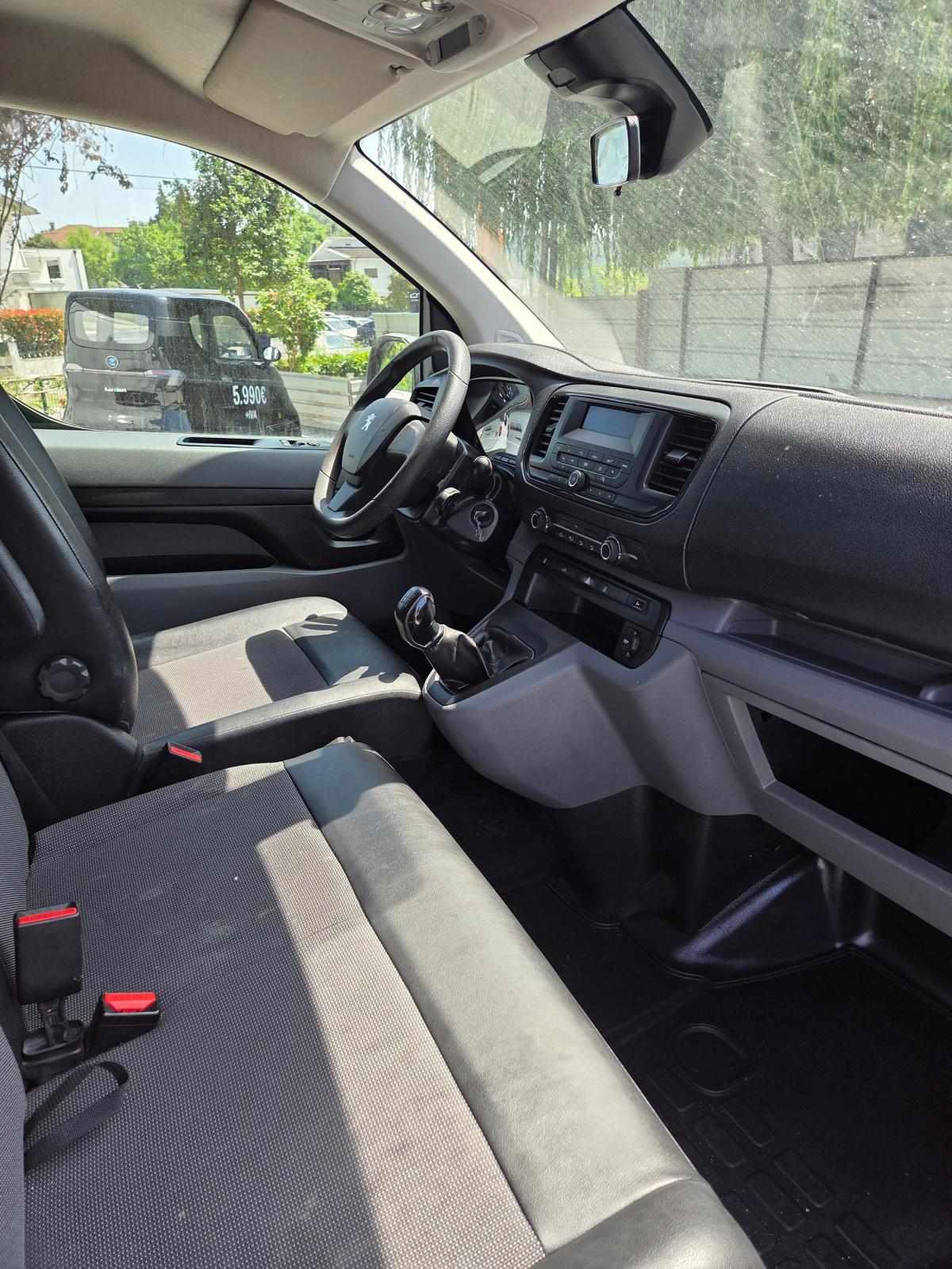 peugeot-expert-2018-diesel-1560cc