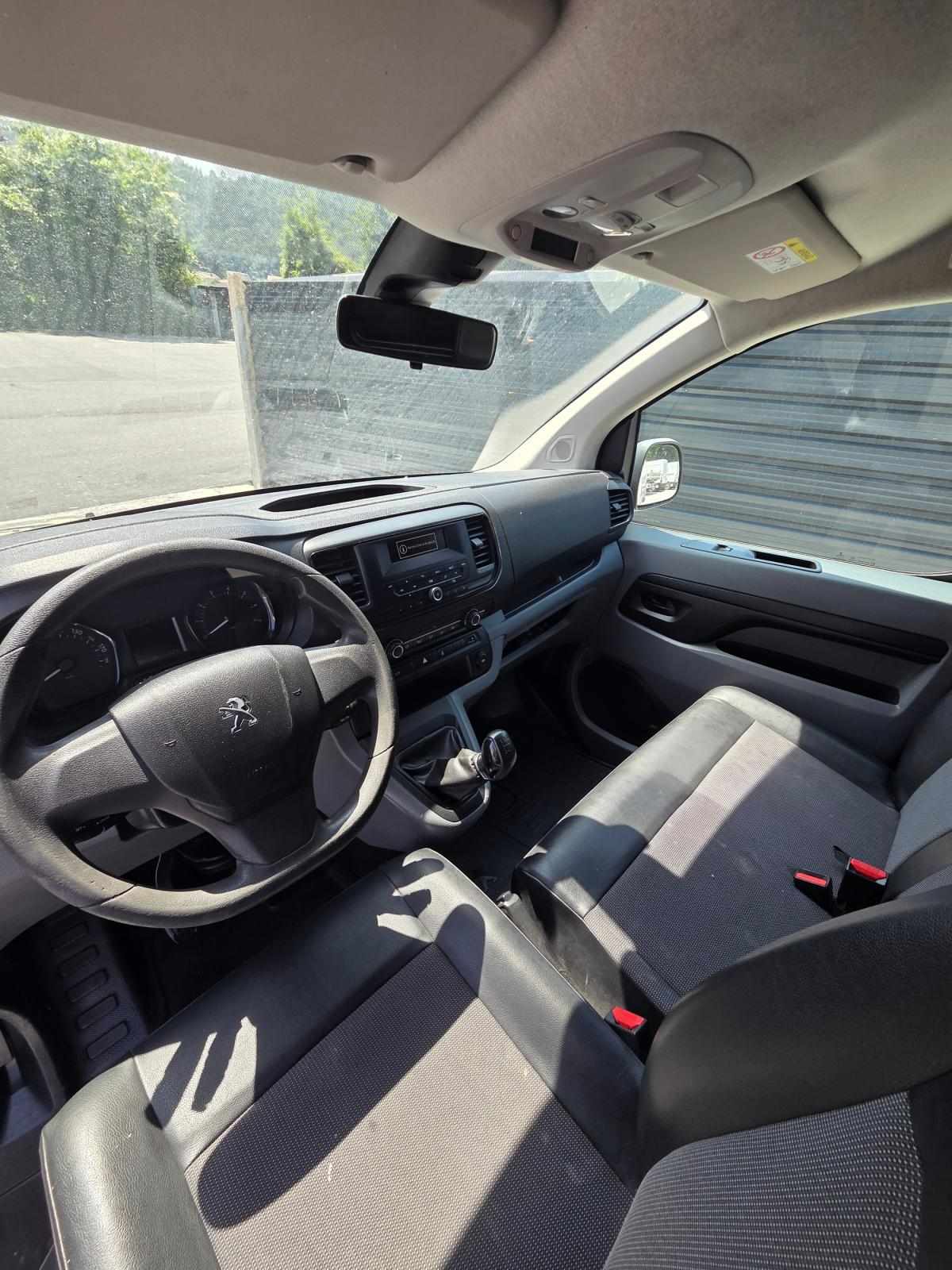 peugeot-expert-2018-diesel-1560cc