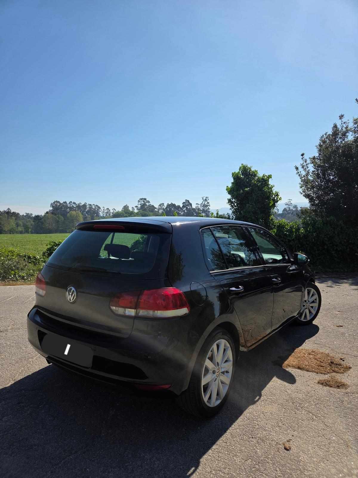 volkswagen-golf-2011-diesel-1598cc