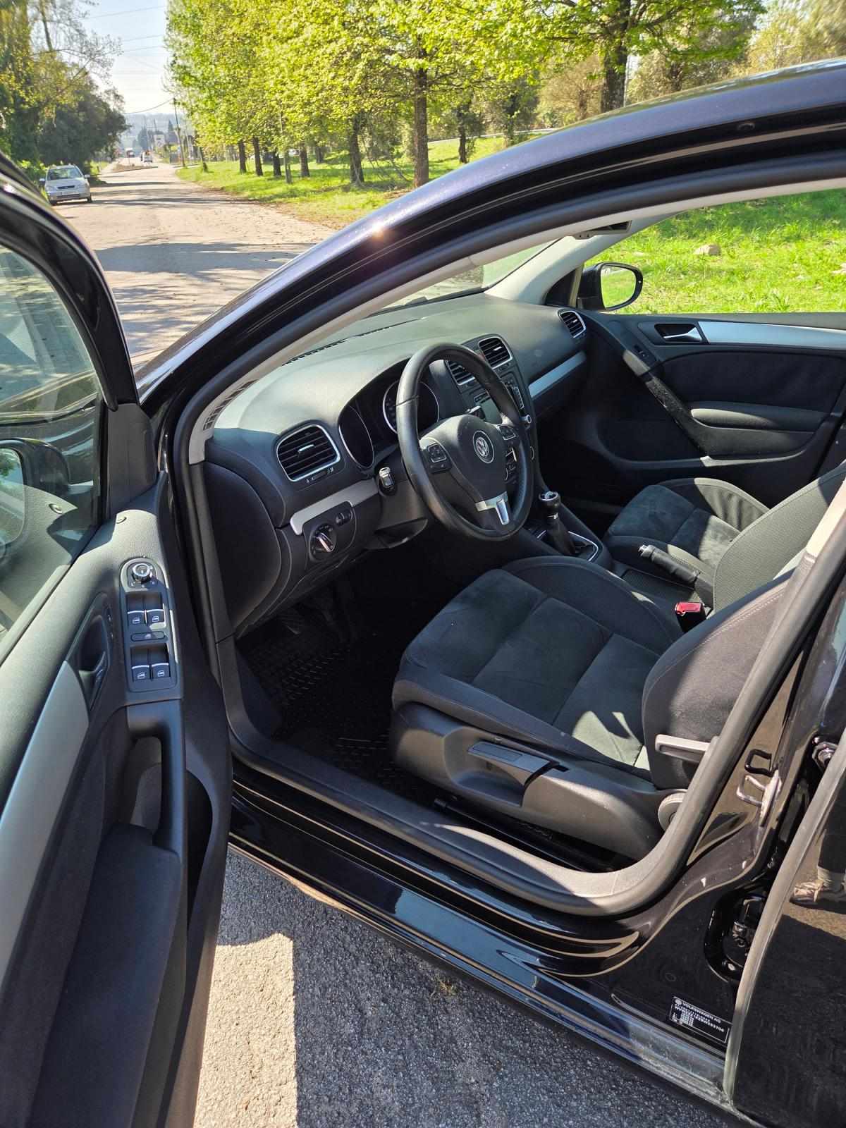 volkswagen-golf-2011-diesel-1598cc