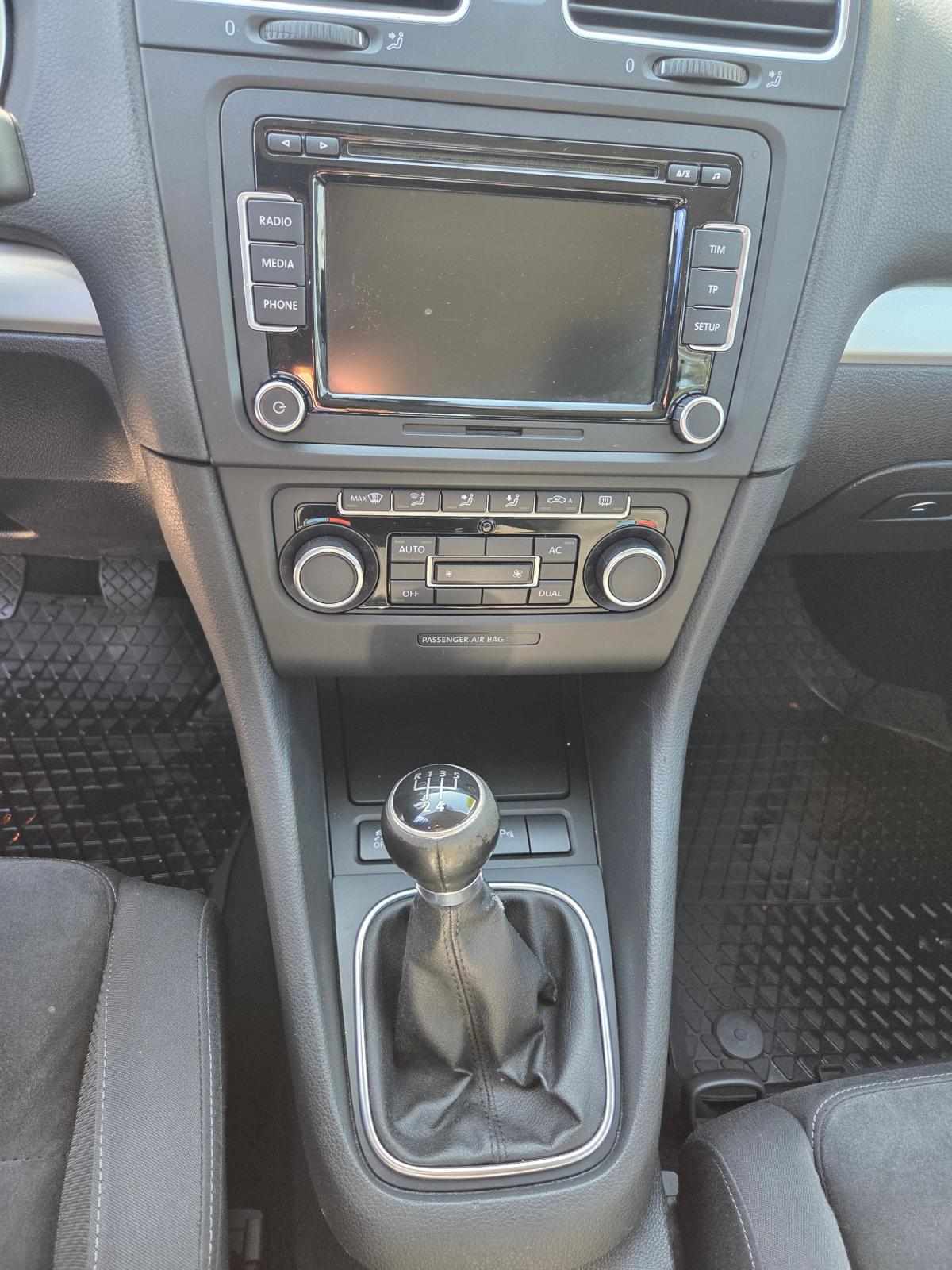 volkswagen-golf-2011-diesel-1598cc