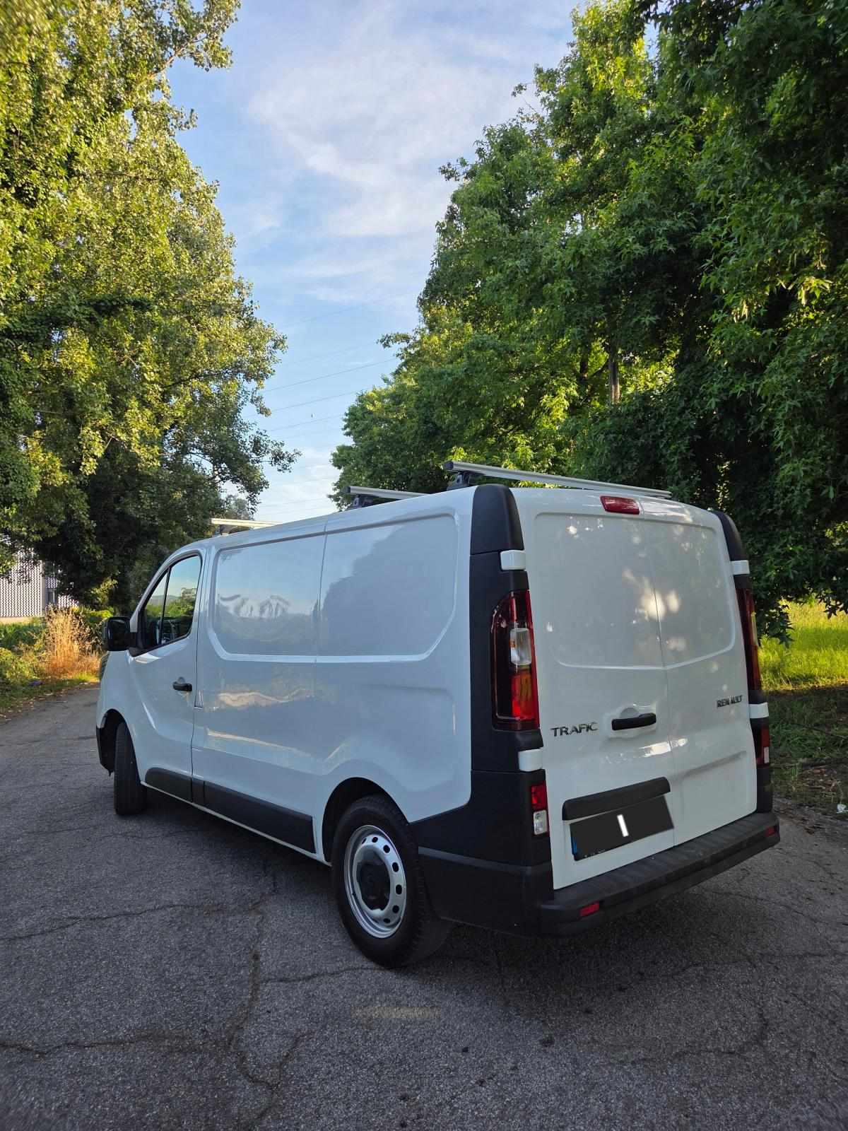 renault-trafic-2022-diesel-1997cc