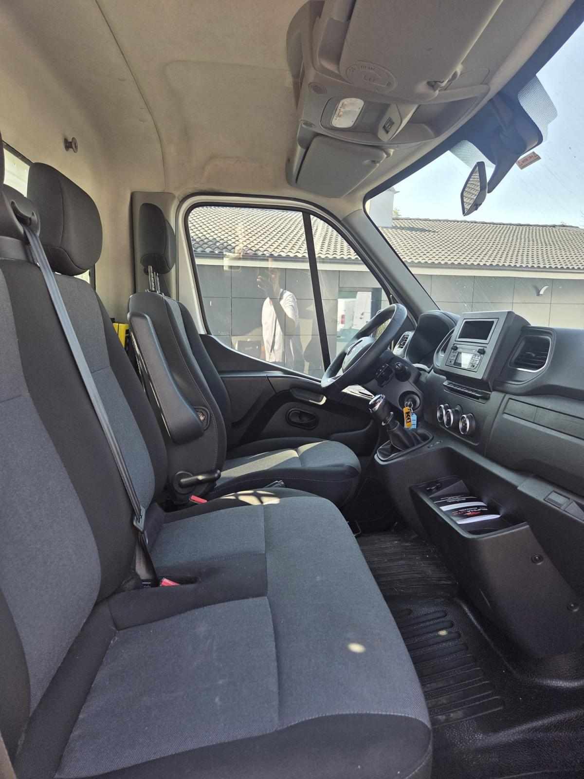 renault-master-2020-diesel-2299cc