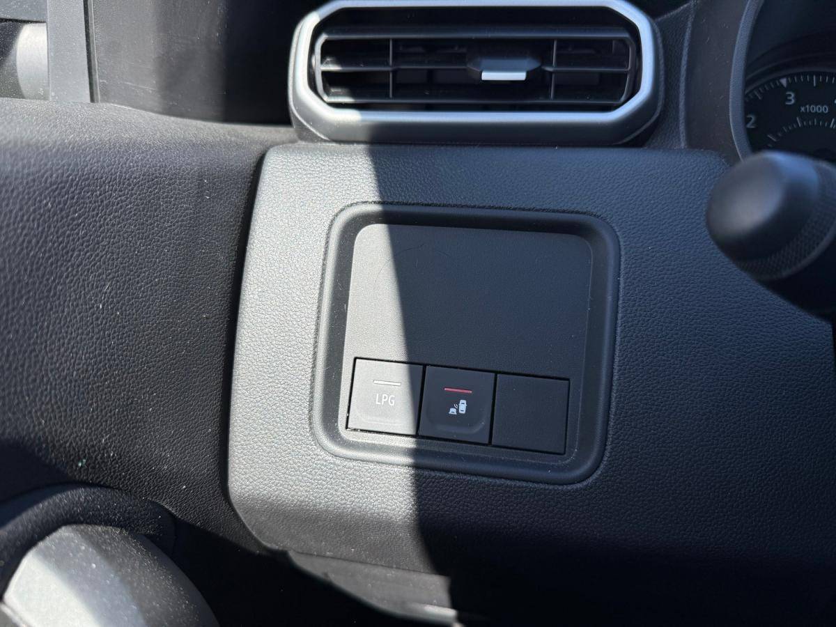 dacia-duster-2023-gpl-999cc