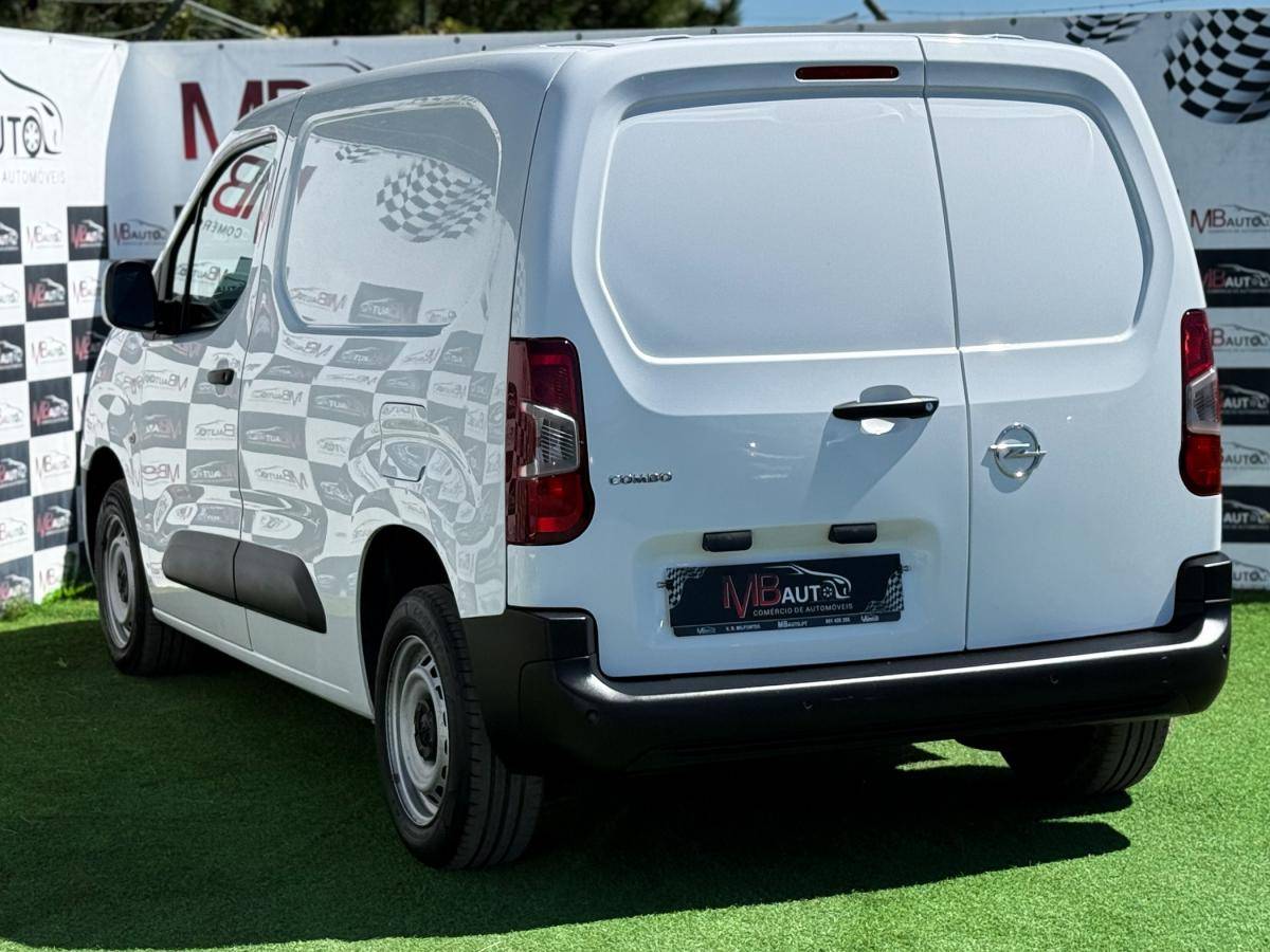 opel-combo-2021-diesel-1499cc