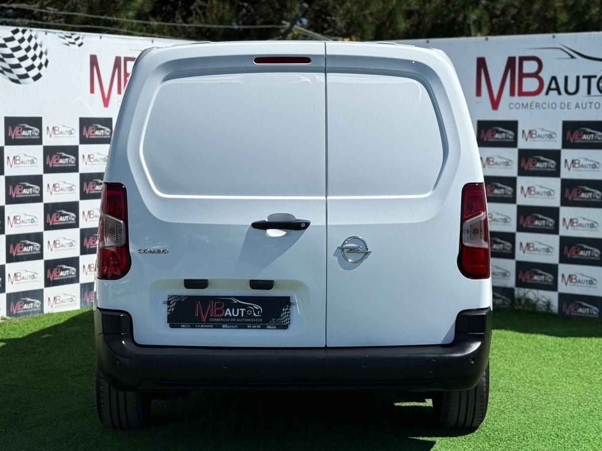 opel-combo-2021-diesel-1499cc