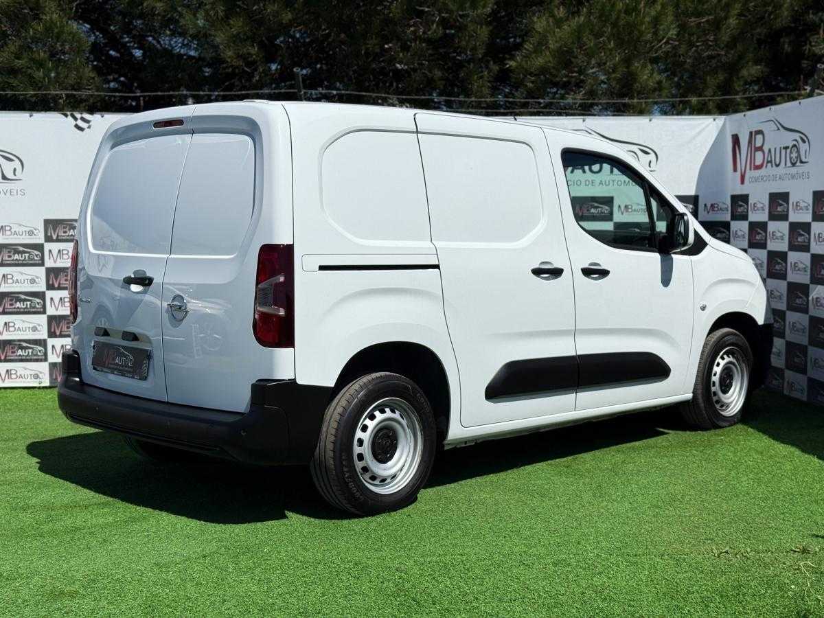 opel-combo-2021-diesel-1499cc