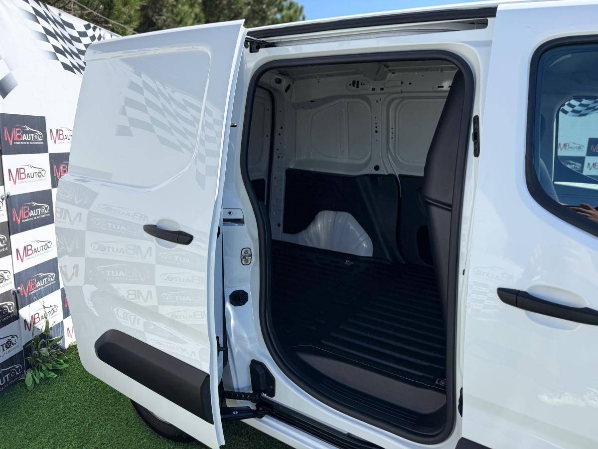 opel-combo-2021-diesel-1499cc