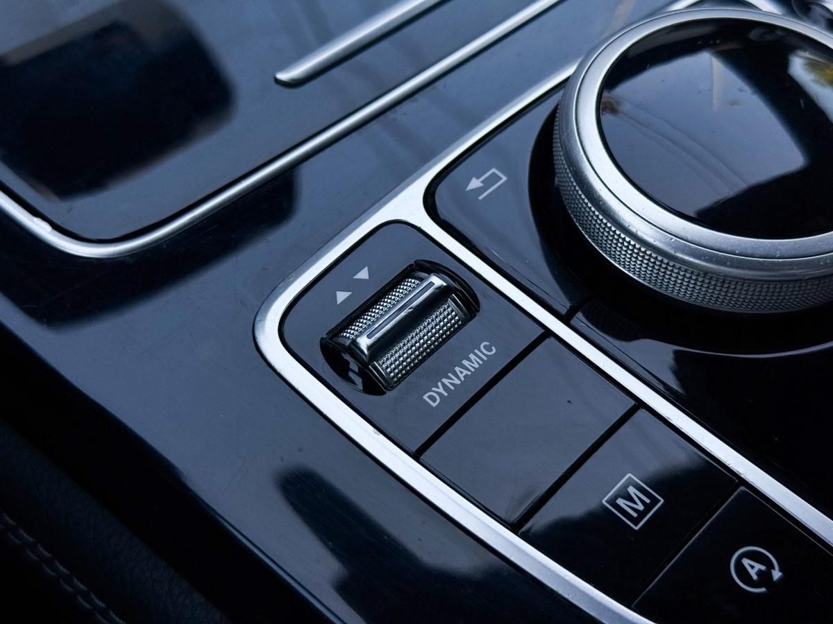 mercedes-benz-glc-2019-diesel-2143cc
