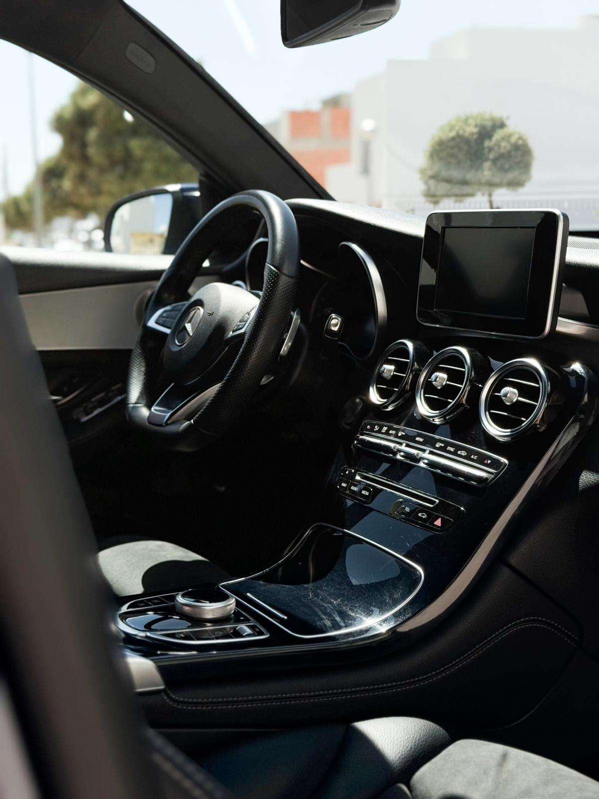mercedes-benz-glc-2019-diesel-2143cc
