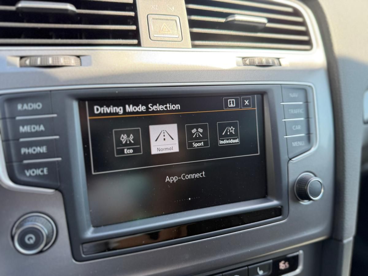 volkswagen-golf-2016-diesel-1968cc