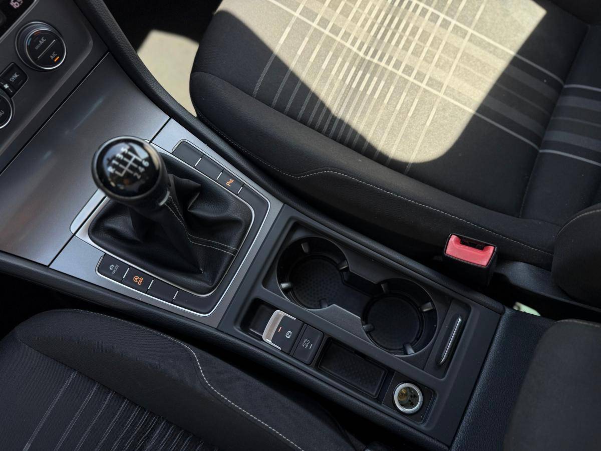 volkswagen-golf-2016-diesel-1968cc