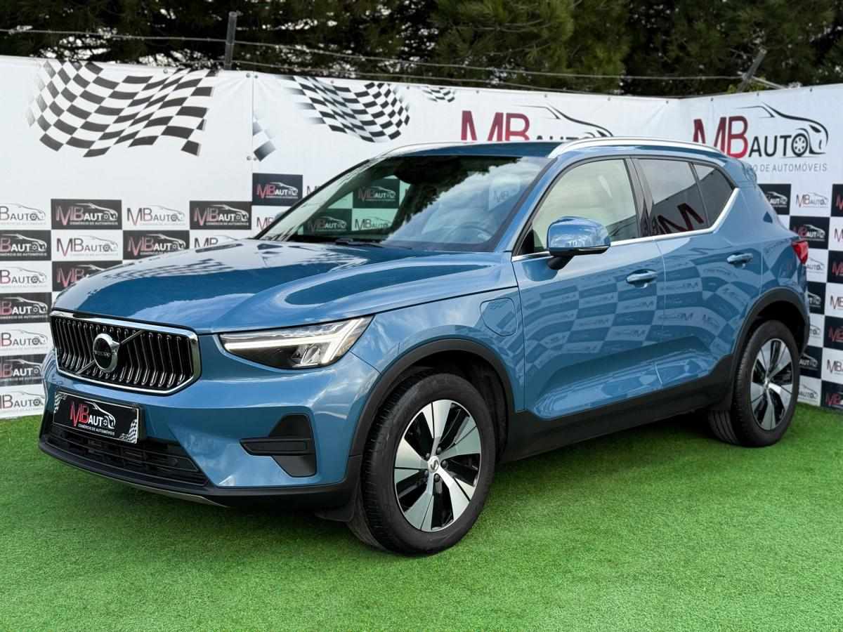 volvo-xc40-2023-hibrido-a-gasolina-1477cc