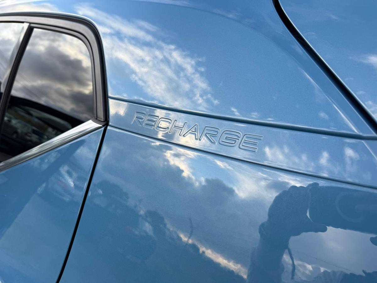 volvo-xc40-2023-hibrido-a-gasolina-1477cc