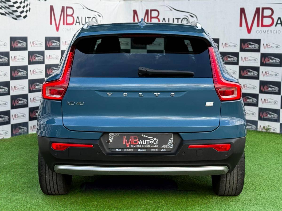 volvo-xc40-2023-hibrido-a-gasolina-1477cc