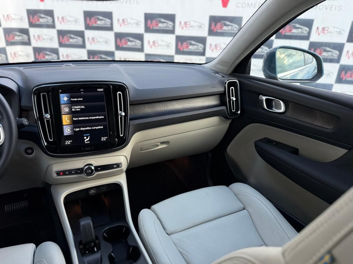 volvo-xc40-2023-hibrido-a-gasolina-1477cc