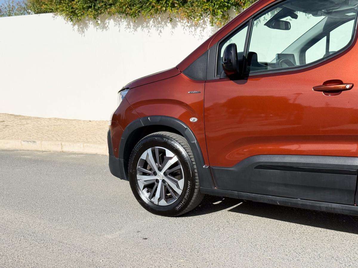 peugeot-rifter-2019-diesel-1499cc
