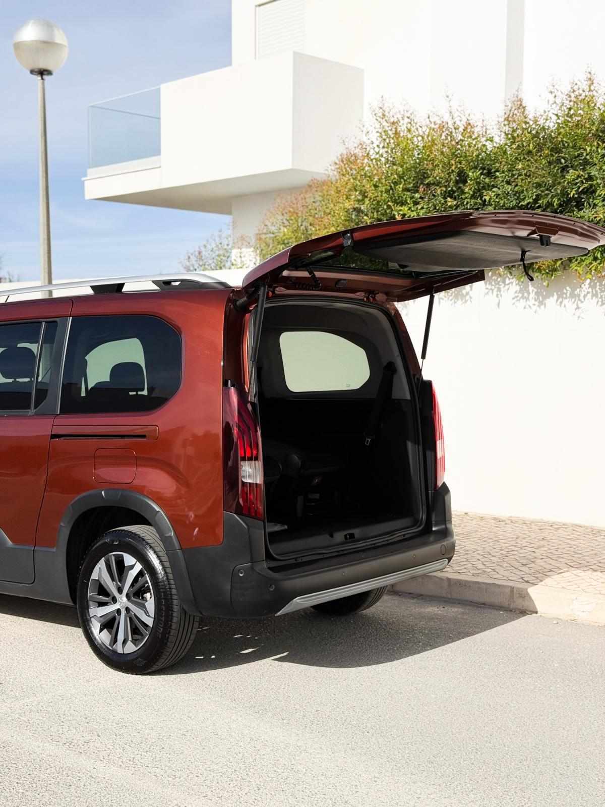 peugeot-rifter-2019-diesel-1499cc