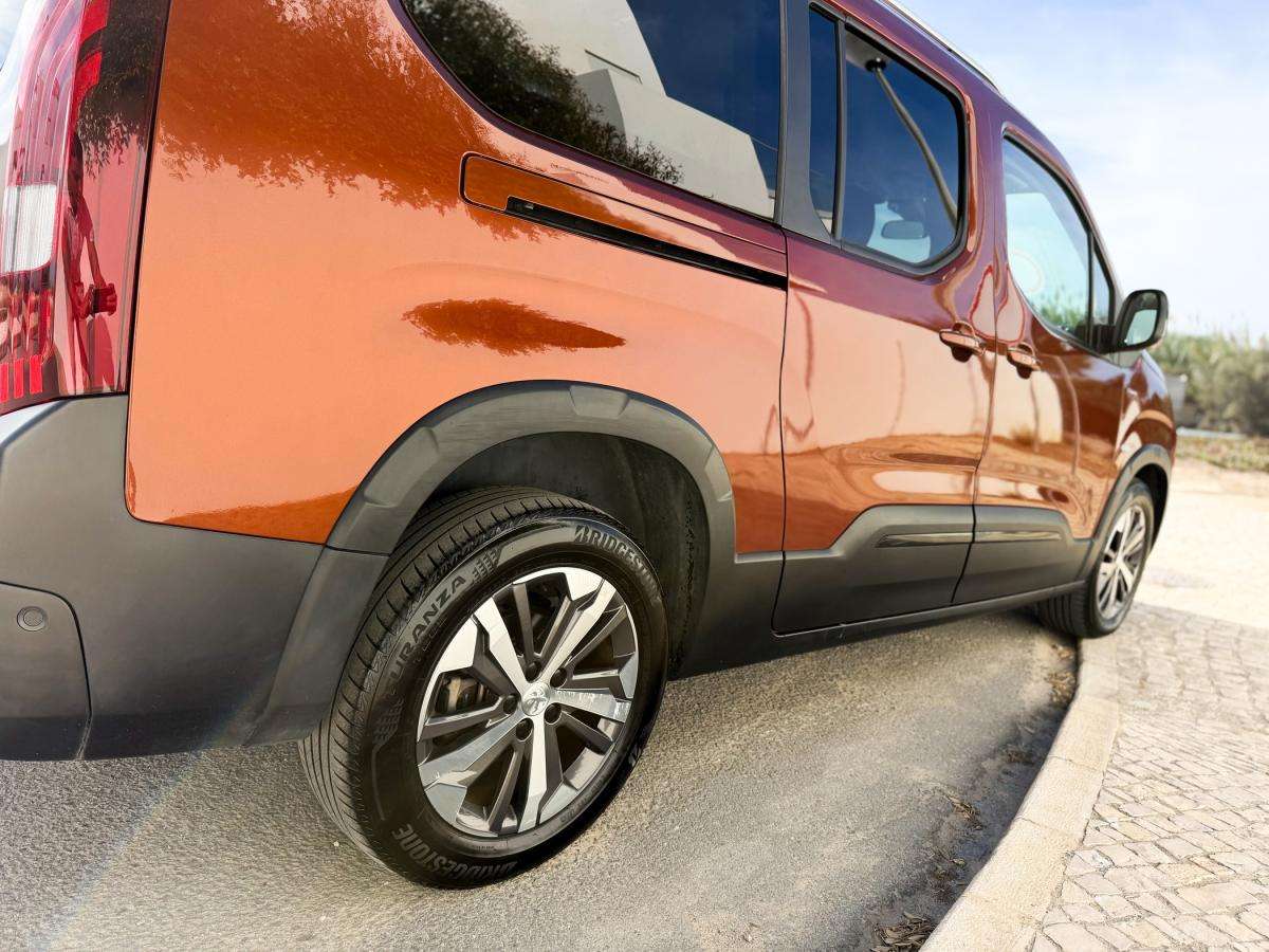 peugeot-rifter-2019-diesel-1499cc