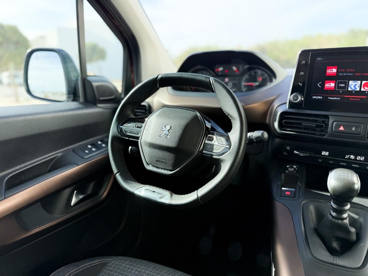 peugeot-rifter-2019-diesel-1499cc