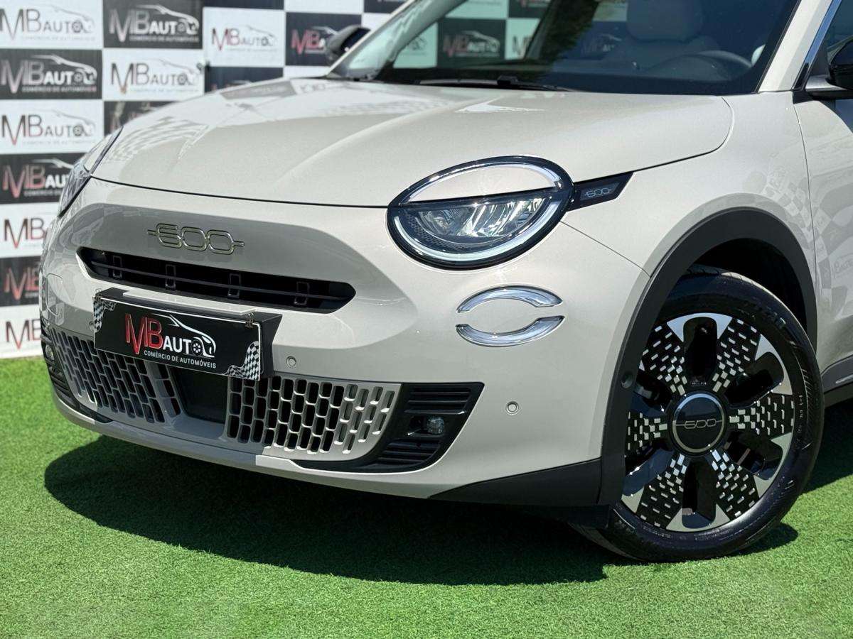 fiat-600-2024-gasolina-1199cc
