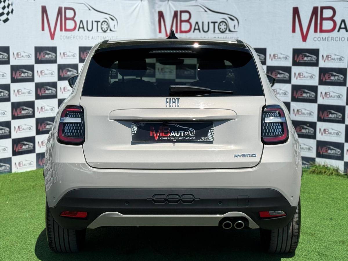 fiat-600-2024-gasolina-1199cc