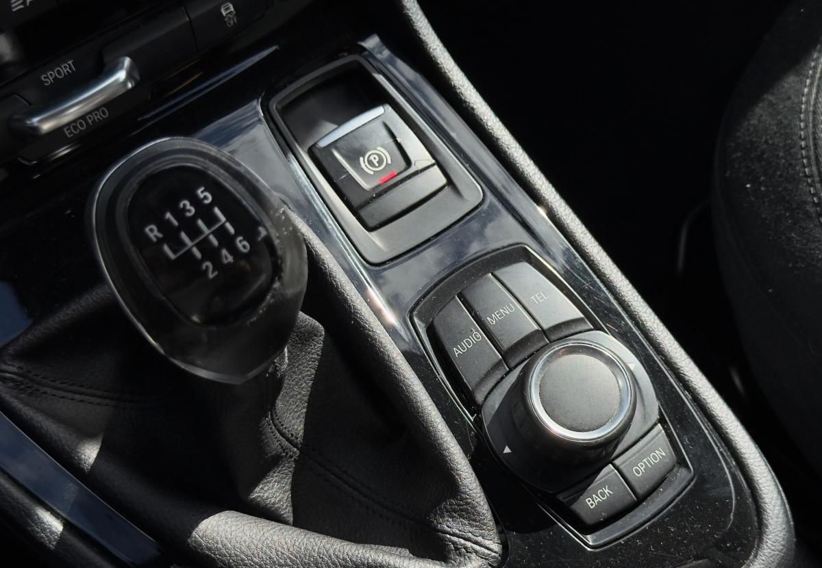 bmw-serie-2-2016-diesel-1496cc