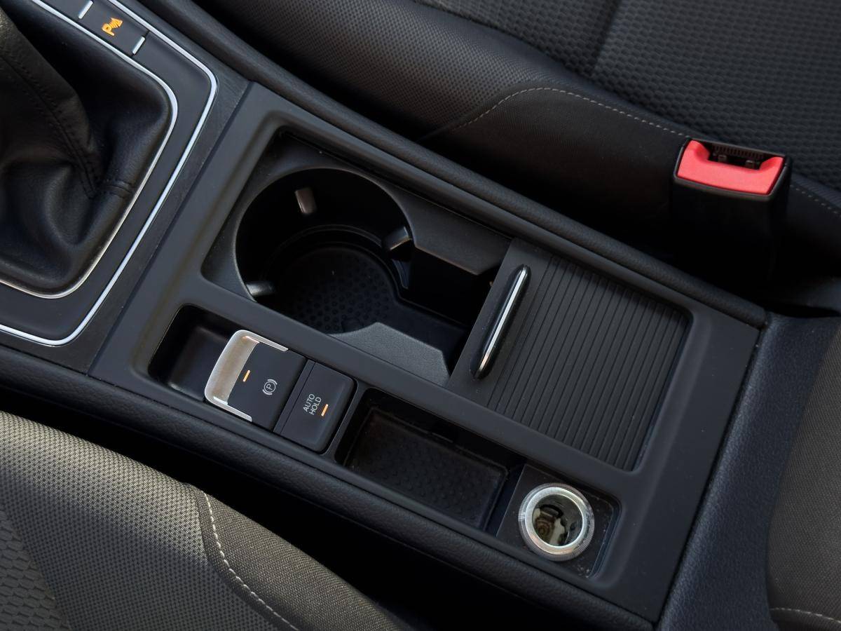 volkswagen-golf-2019-gasolina-999cc