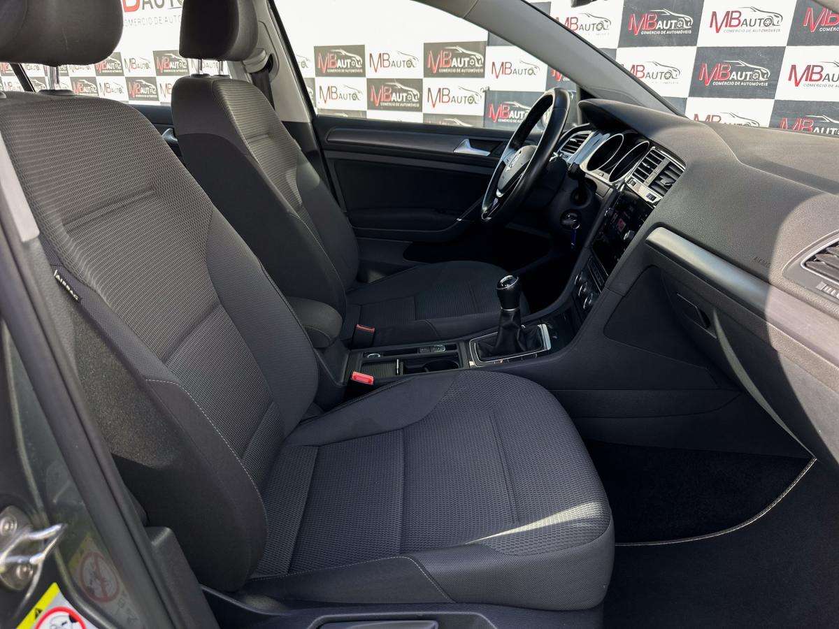 volkswagen-golf-2019-gasolina-999cc