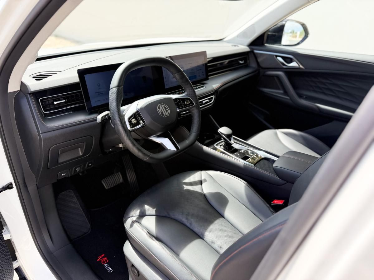 mg-hs-2025-hibrido-a-gasolina-1490cc