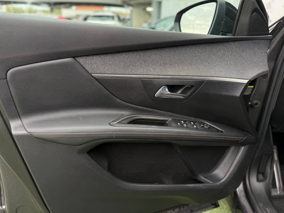 peugeot-3008-2019-diesel-1499cc
