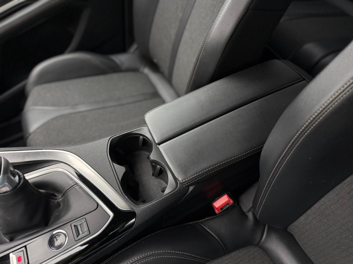 peugeot-3008-2019-diesel-1499cc