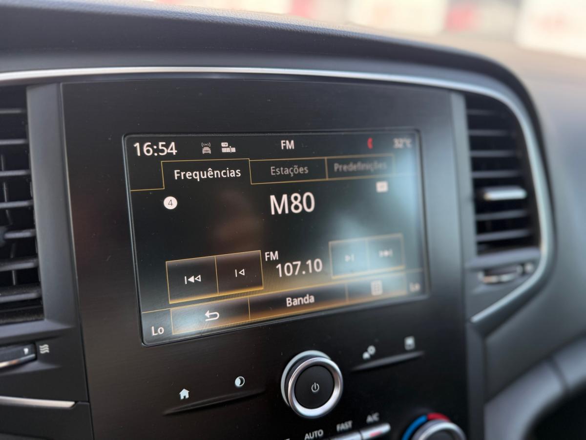 renault-megane-sport-tourer-2017-diesel-1461cc