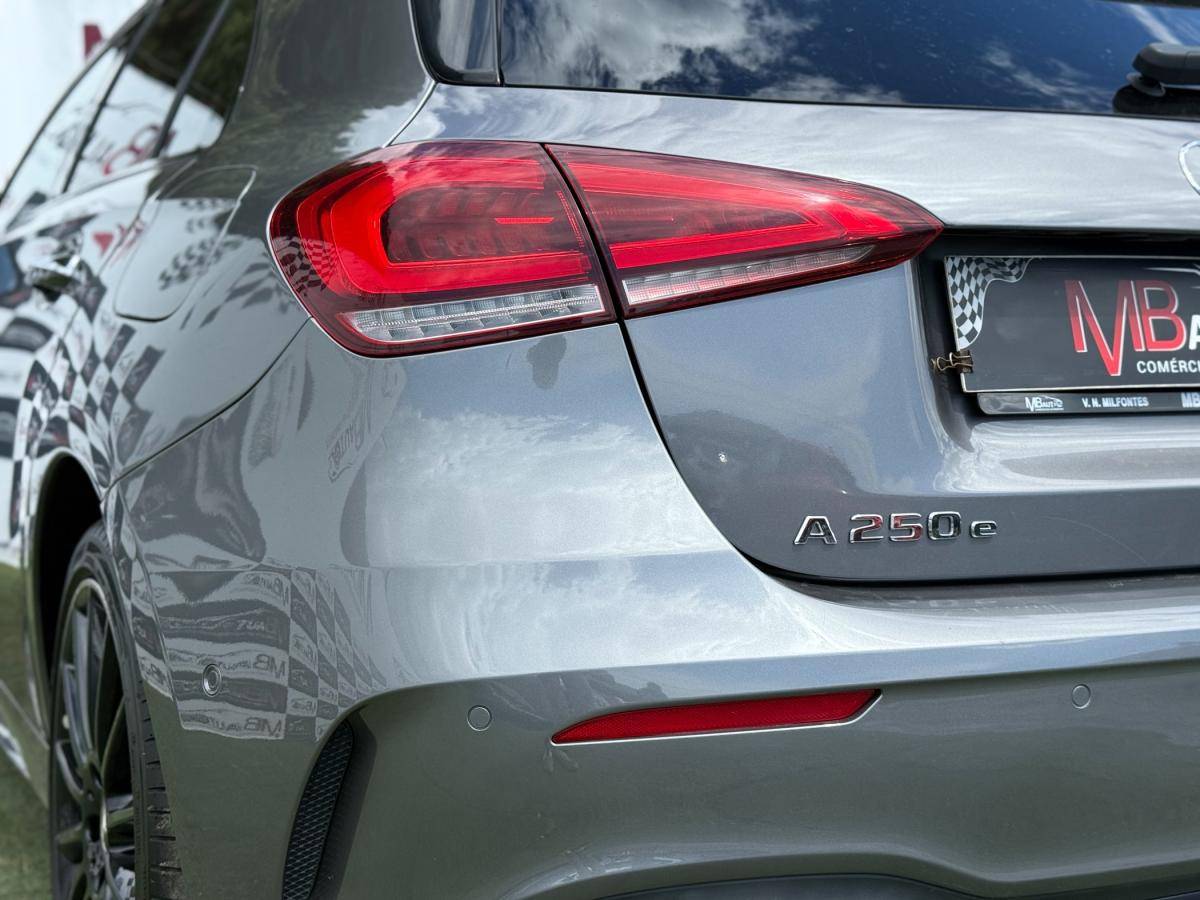 mercedes-benz-classe-a-2021-hibrido-a-gasolina-1332cc