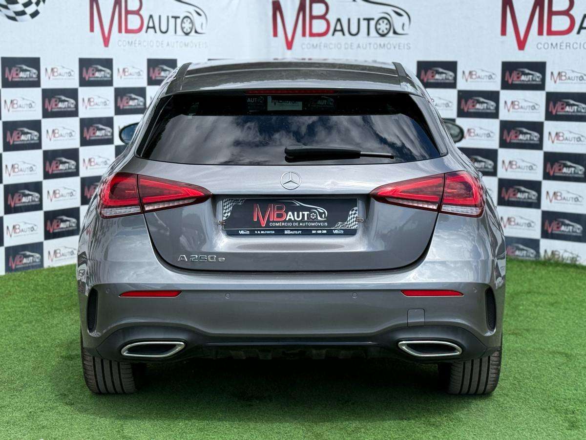 mercedes-benz-classe-a-2021-hibrido-a-gasolina-1332cc