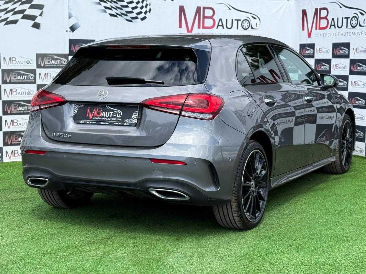 mercedes-benz-classe-a-2021-hibrido-a-gasolina-1332cc