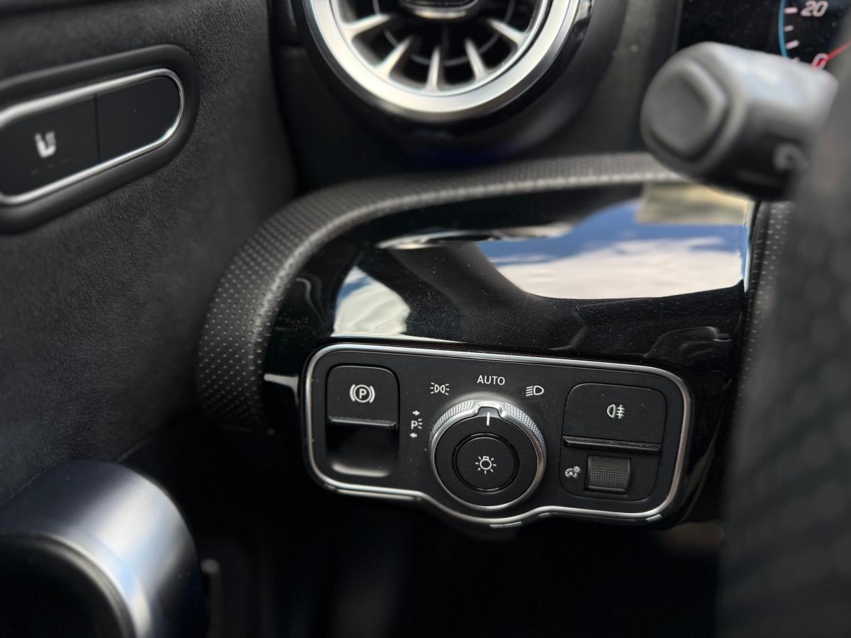 mercedes-benz-classe-a-2021-hibrido-a-gasolina-1332cc