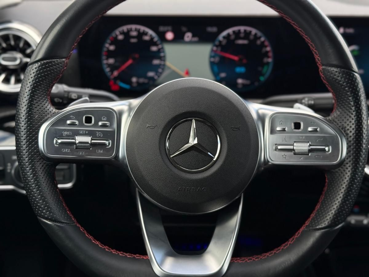 mercedes-benz-classe-a-2021-hibrido-a-gasolina-1332cc